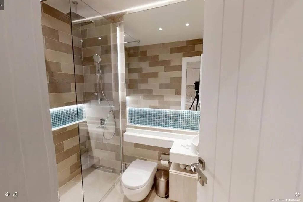 Luxury Studio With Free Infinity Pool Beach Gym And Parking Apartment Dubai United Arab Emirates